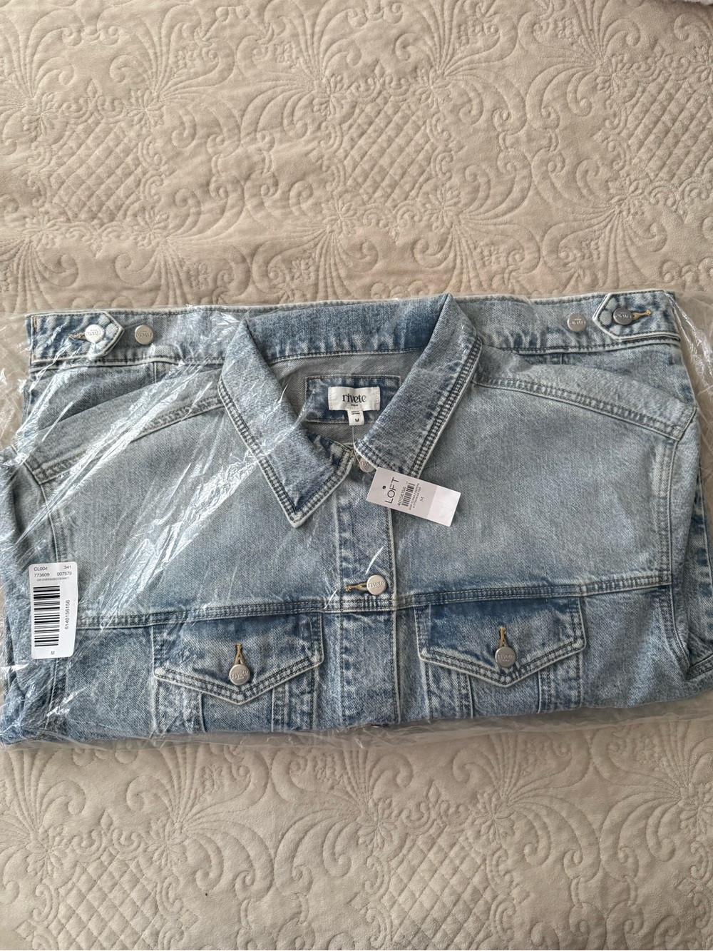 LOFT Light Wash Denim Jean Jacket